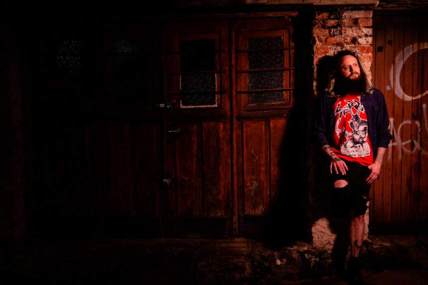 Rock pela vida: músico porto-alegrense Jaydson lança single ‘I Don’t Wanna Die Young’ junto com videoclipe