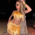 A ex-participante do Big Brother Brasil, Letícia Santiago, não está mais solteira