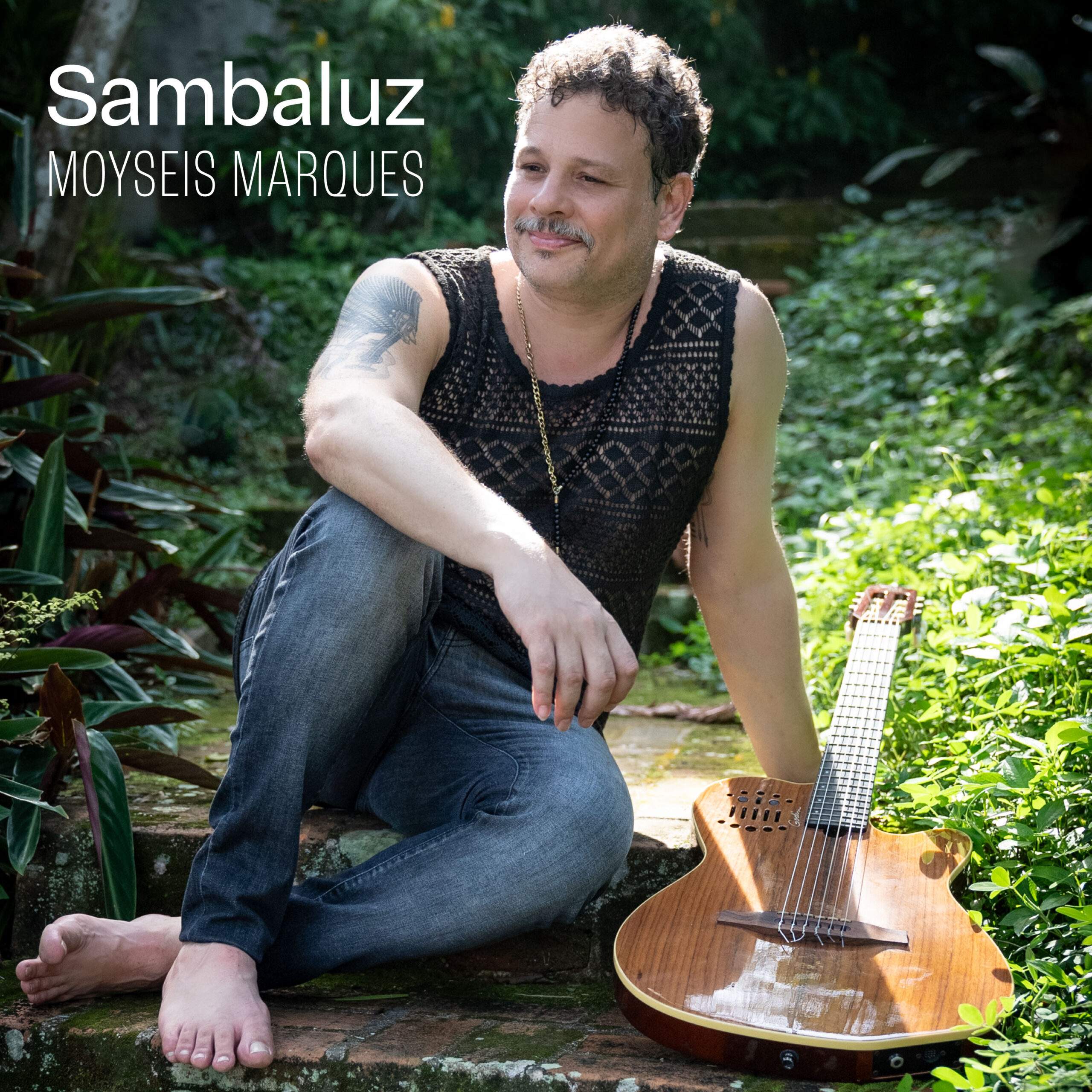Single Sambaluz anuncia a chegada do novo álbum de Moyseis Marques, que celebra os 25 anos de carreira do cantor e compositor