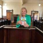 Sandra Martins autora do livro ‘Manifeste Uma Vida Extraordinária’ é convidada pelo Palácio da Justiça de Niterói