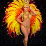 Rainha da X9 Pioneira, Francine Carvalho desfila com fantasia de cristais: “a mais luxuosa”