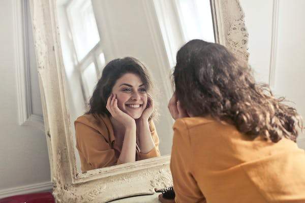Why It’s Important to Love Yourself Before Entering a Relationship