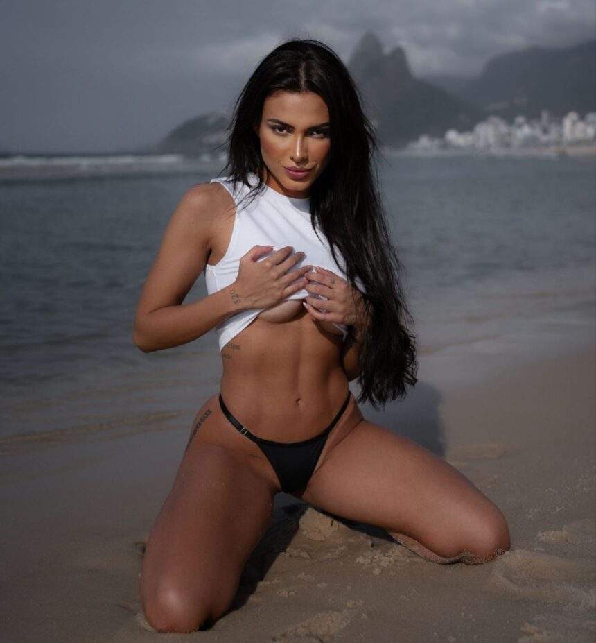 Ex de Neymar, Fernanda Campos explica porque tem a vagina mais bonita do  Brasil