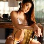 Atriz das pegadinhas, Mai Mel diz que mantém shape slim com dieta do sexo: “copiei das famosas”