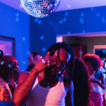 Ao melhor estilo “American Pie”, Sotam lança “Sedutora”, maior clipe da carreira