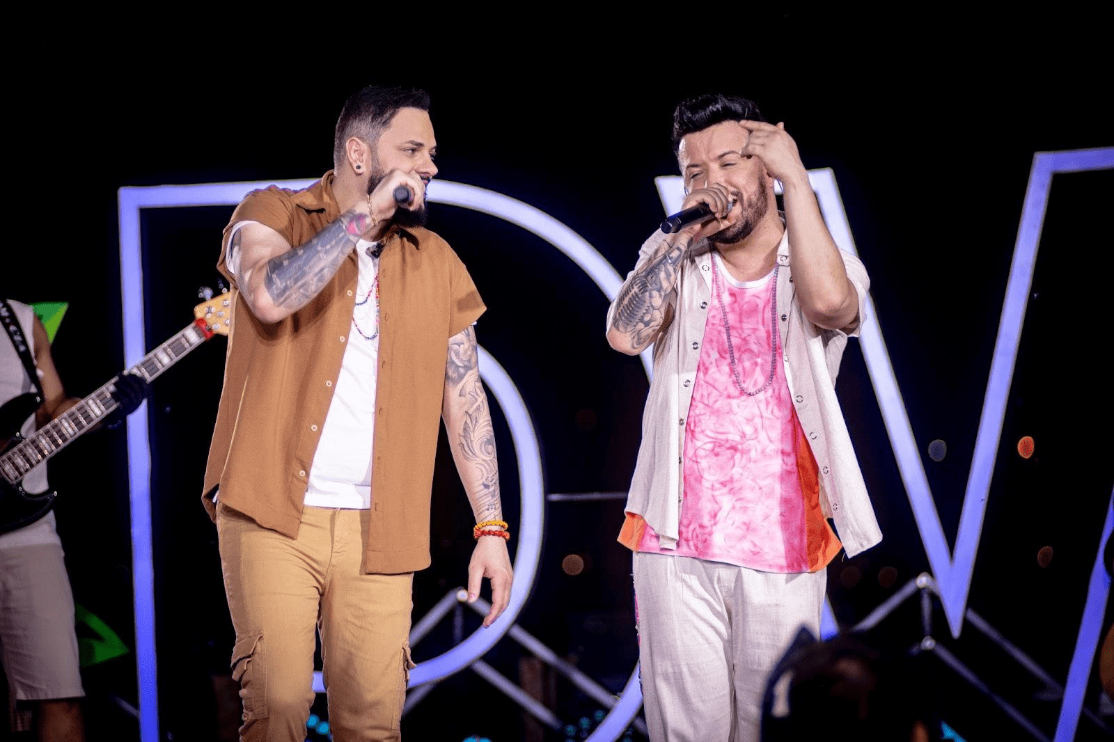 Diego & Victor Hugo divulgam segundo EP de “Búzios Paradise”