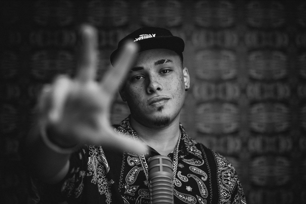 Enxadachim coloca mais um tijolo no hip-hop nacional com álbum “O Resgate do Samurai Ninguém”