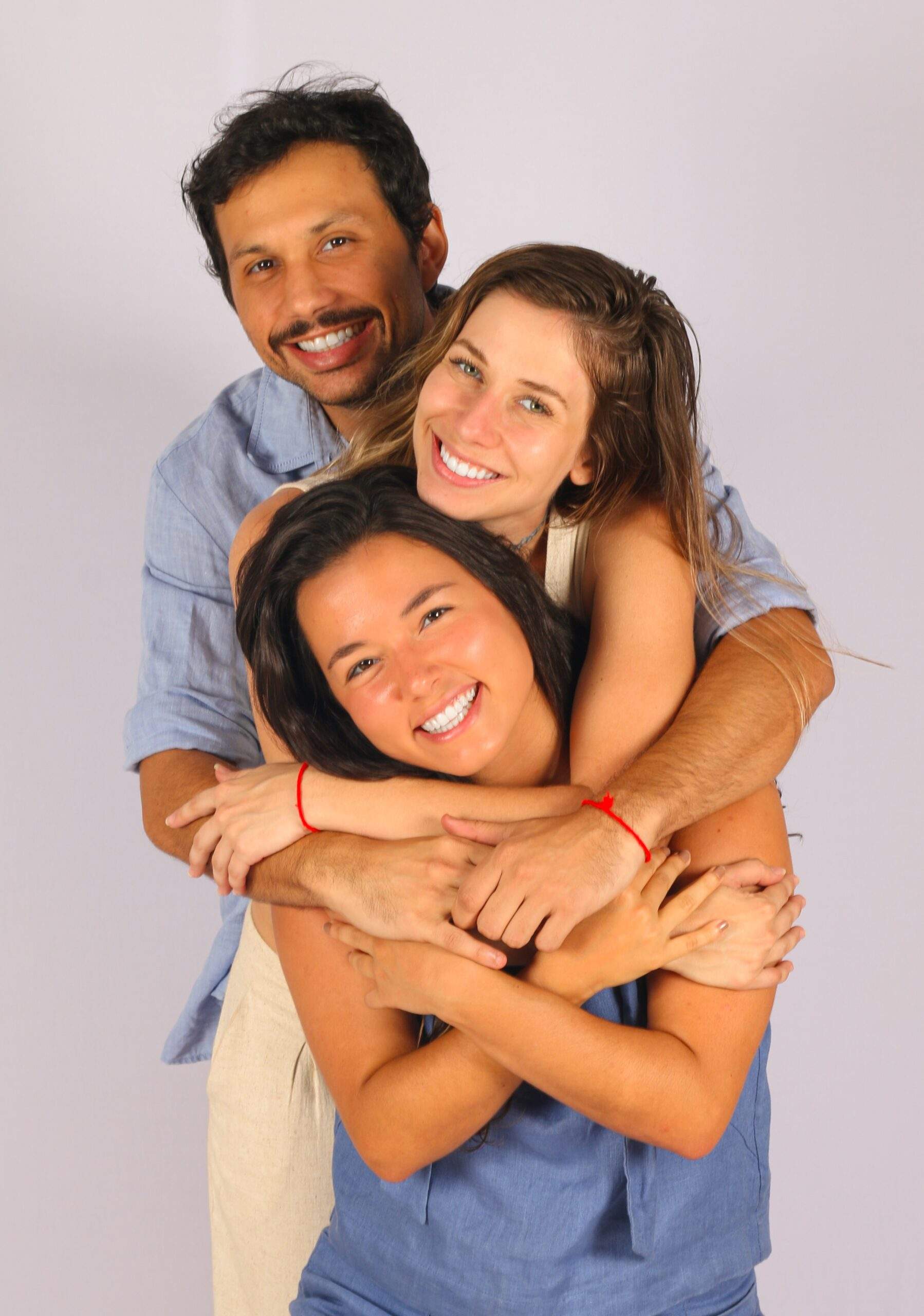 “Abraço Apertado”: Dudalu e Helena Crespo lançam doce parceria