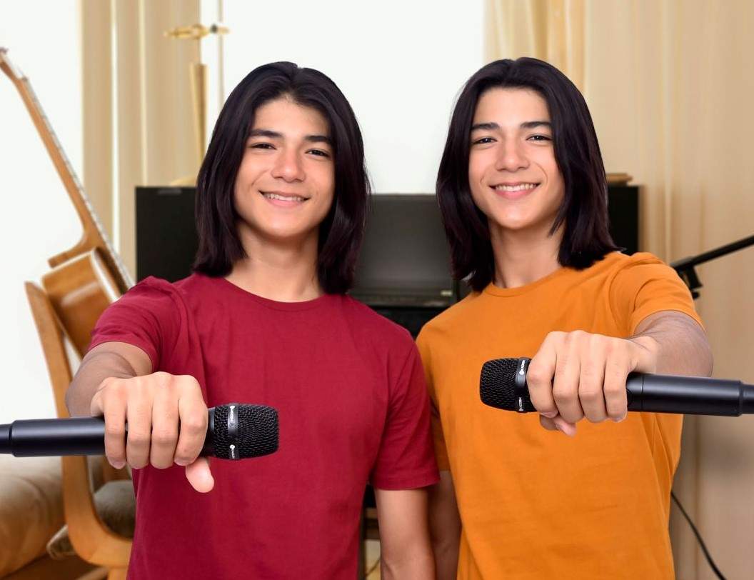 Marcos e Vinicius estreiam com o CD “Forró no 220”