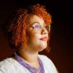 Refletindo o existir fora dos padrões, NATASHA estreia com “Samba sem Amor”