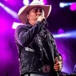 Banda Vilões do Forró grava novo audiovisual na Lounge Music