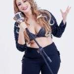 Cantora Marilia Marques comemora 20 anos de carreira artística