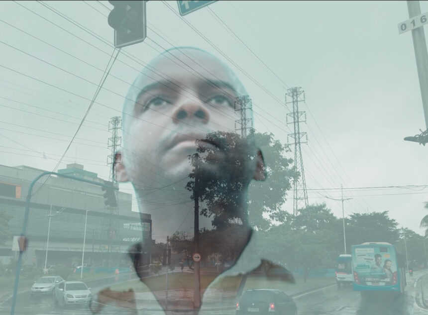 Gabriel Vale mostra a força do “Sertão Urbano” em clipe do clássico “Carcará”