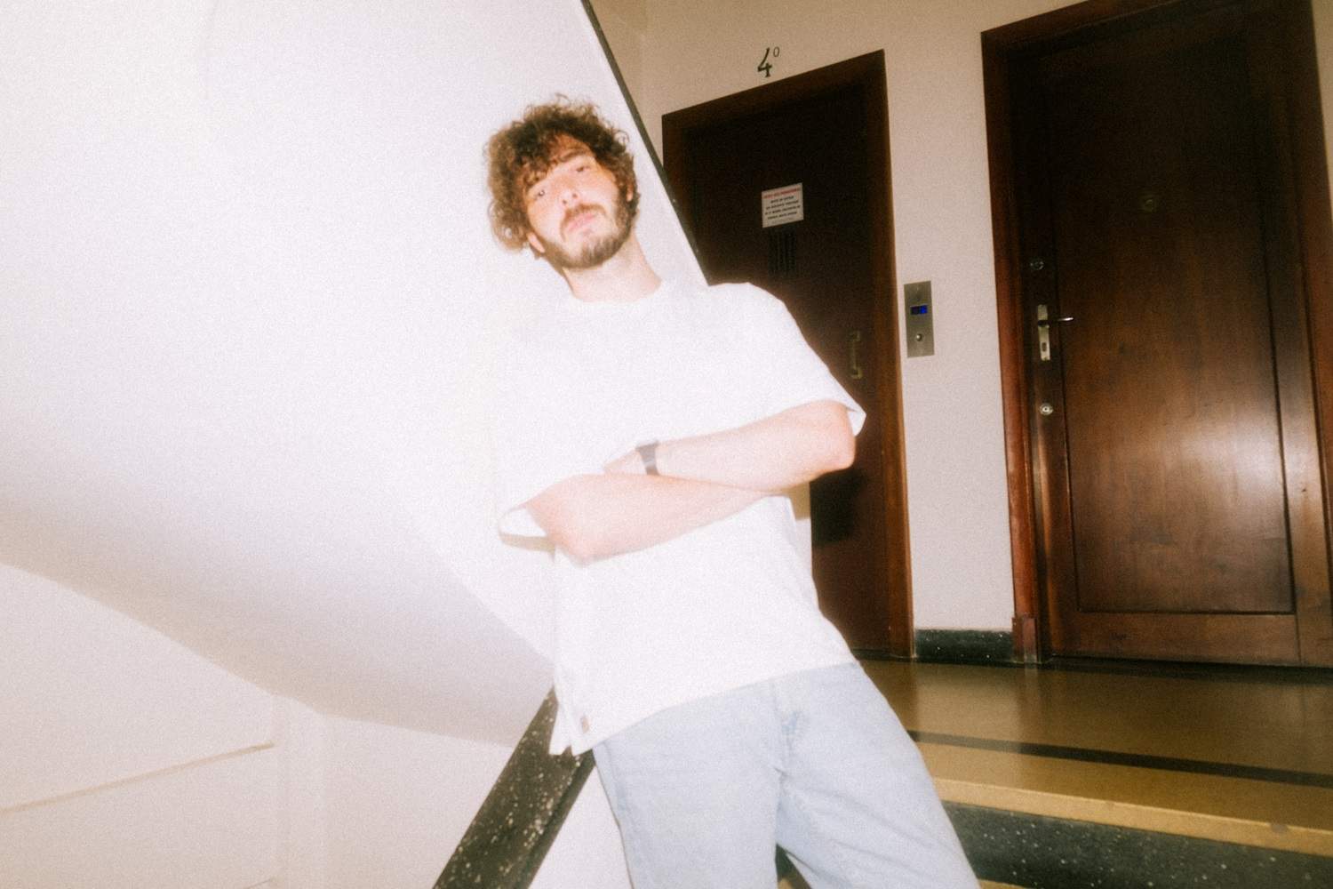 Rafa Martins antecipa novo álbum solo com o single “Você me Deu a Mão”