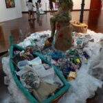 ‘A Sereia e o Grito dos Oceanos’ pode ser visitada na exposição ‘ Ser Mulher: um Percurso de Papéis’, de Carla Carvalhosa