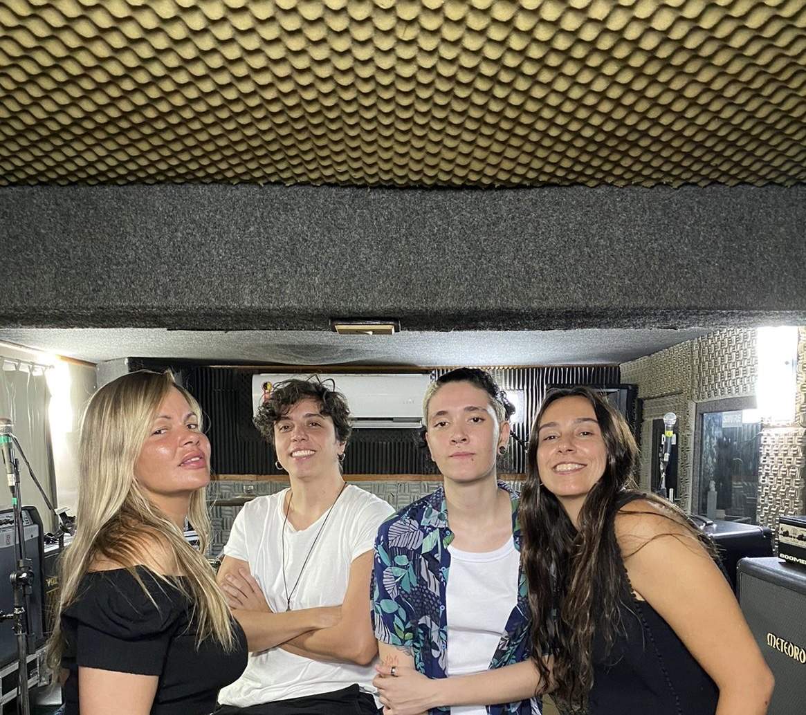 Peyote revisita a banda A Porca e A Engrenagem no novo trabalho  ‘Movimento Barraco’.