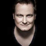 Lenda da música eletrônica brasileira, Pic Schmitz lança single “Waiting On You”