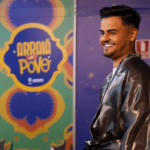 Referência no arrocha, Heitor Costa agita recorde de público no Arraiá do Povo