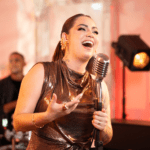 Raphaela Santos revive sua trajetória em novo EP “Time Line”