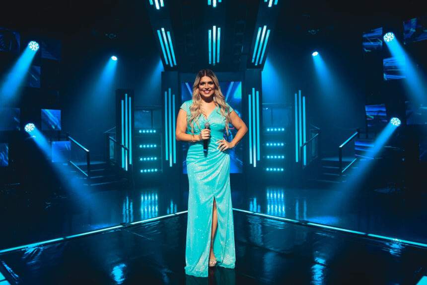 Sarajane e Adryana Ribeiro animam o arraiá do “Aparecida Sertaneja”