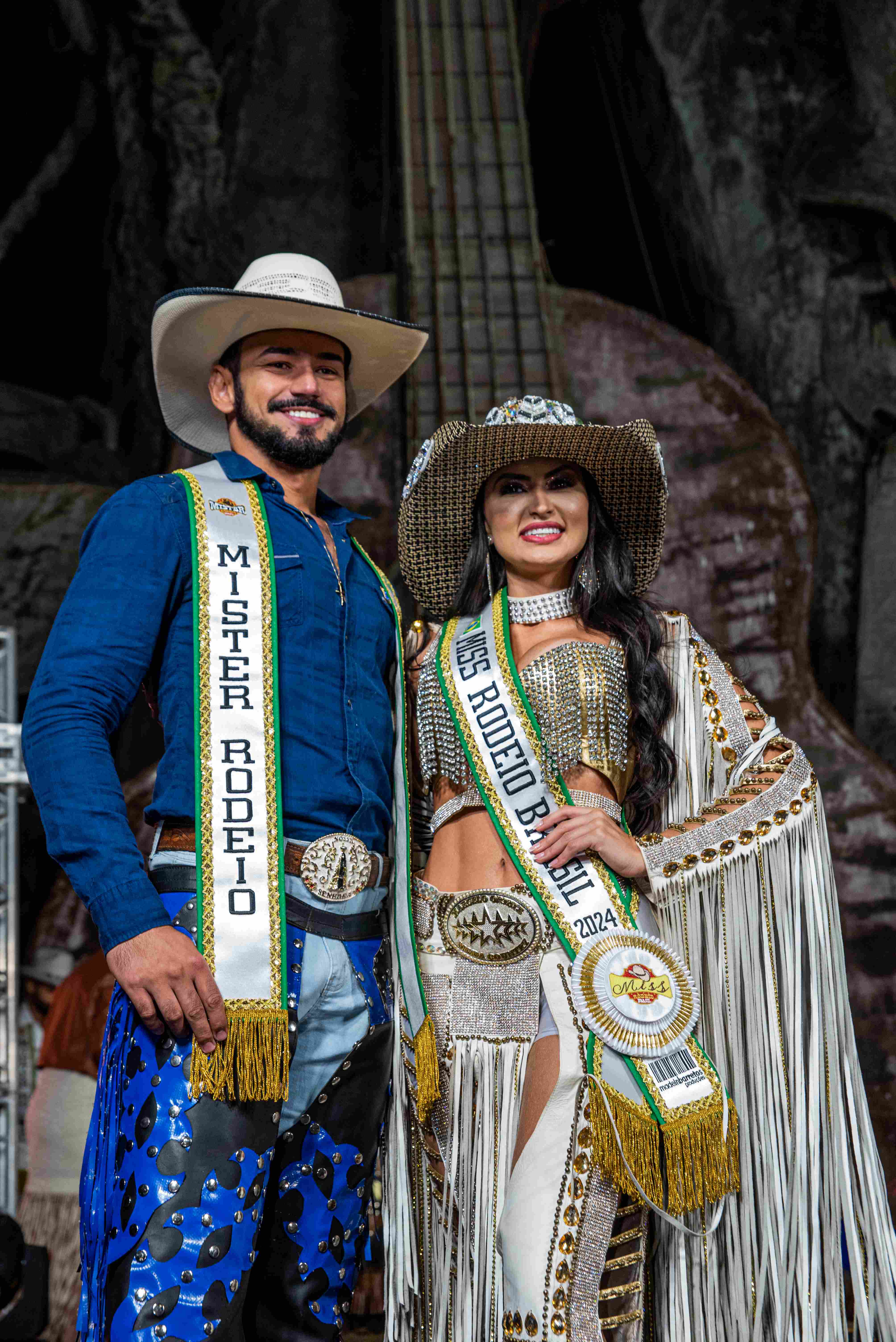 Bárbara Fernandes e Robson Copeski foram coroados Miss e Mister Rodeio Brasil 2024 em evento histórico no Parque do Peão em Barretos