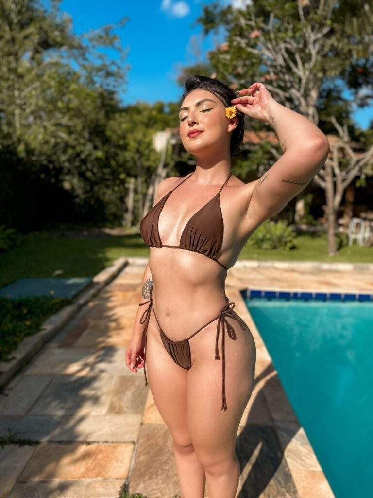 Influencer + 18 Clara Wellen diz que sofreu com stalker igual ao da série “Bebê Rena”: “Dois anos com medo” 1 Influencer + 18 Clara Wellen diz que sofreu com stalker igual ao da série “Bebê Rena”: “Dois anos com medo”