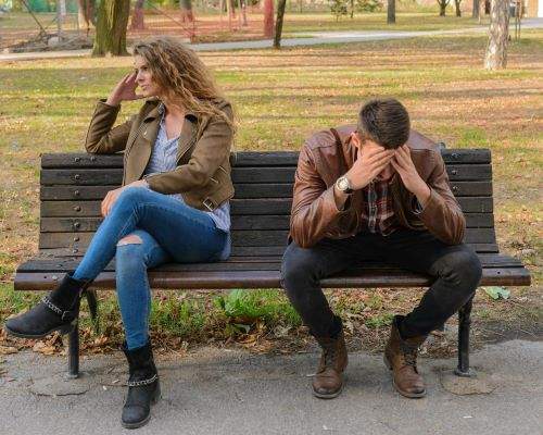 Seis sinais que te provam que ele não está pronto para um relacionamento sério