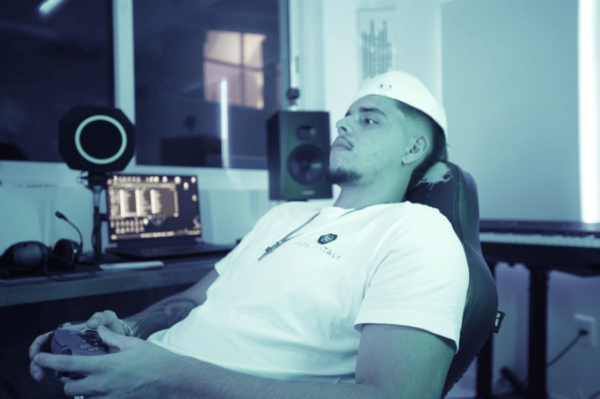 “Jaguar”: novo single de Xandrê reflete sobre a vida simples e suas conquistas