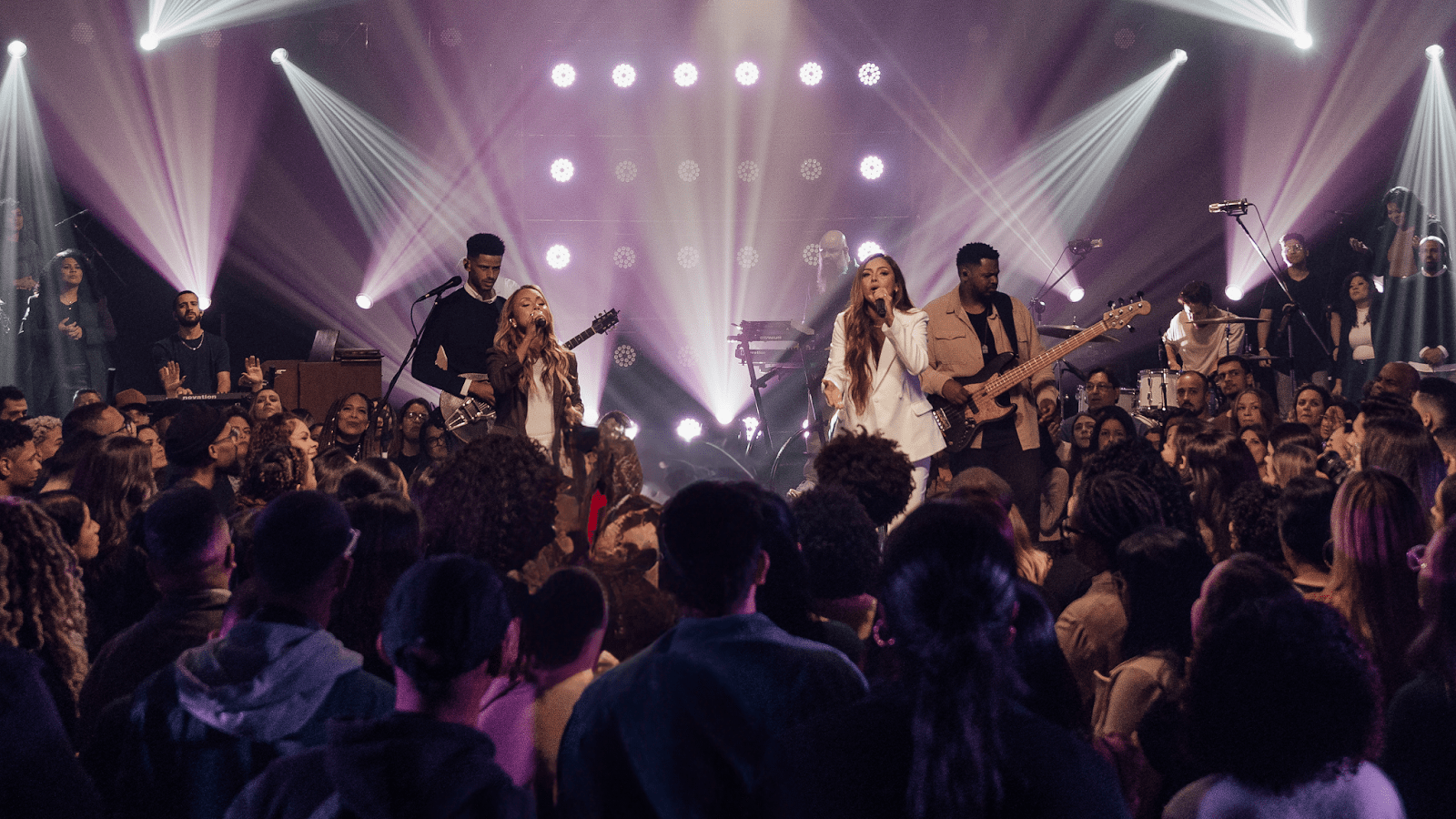 Mari Borges e Bruna Karla se unem em collab inédita