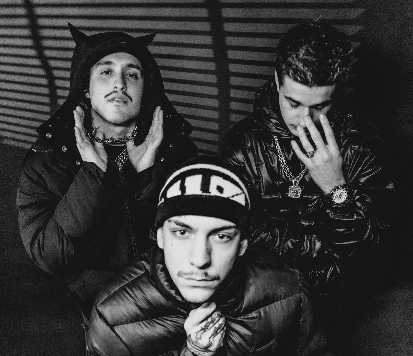 Explorando as idas e vindas do amor, Enzo Cello lança o clipe de “Atento”, com Kweller e Aklipe44