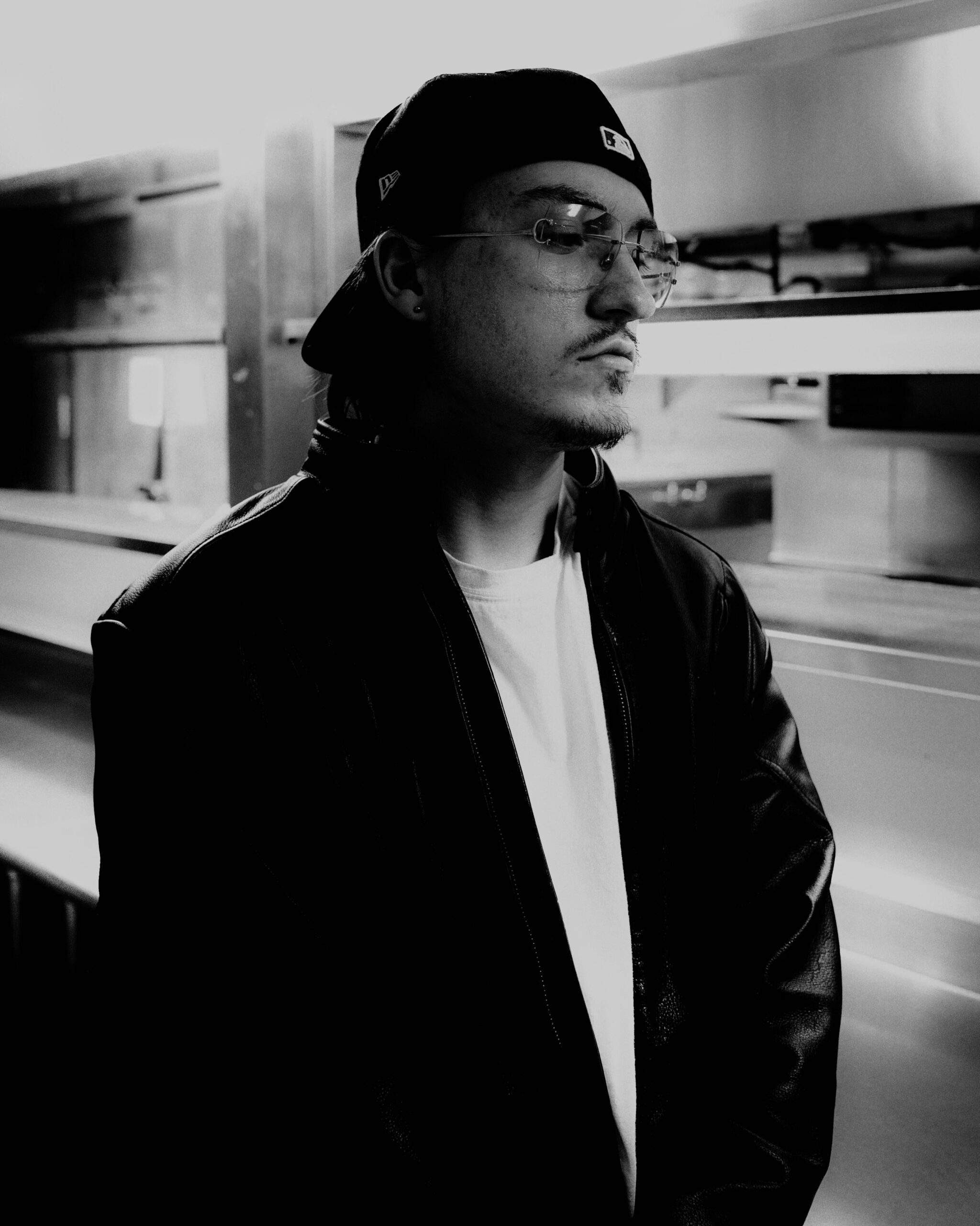 Tommy Richman lança clipe para hit “MILLION DOLLAR BABY”