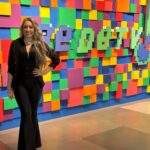 Após ‘A Praça é Nossa’, Vittória Calabró estreia na RedeTV e fala de veia cômica: “muito resolvida no humor”