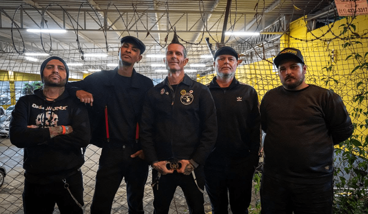 Fuck The Fucking Fuckers lança feat. com Henrike do Blind Pigs; assista ao videoclipe de “Em nome de quem?”