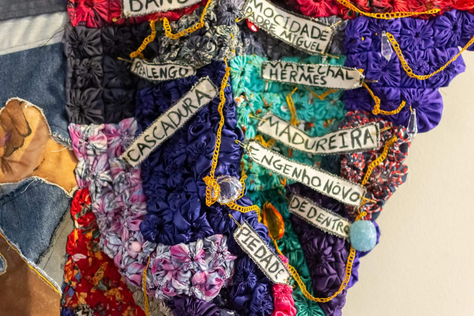 Exposição “O Meu Lugar” traz a ressignificação do subúrbio fluminense, no SESC São Gonçalo