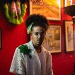 Léo da Bodega transforma “Capoeira” em símbolo de resiliência e celebração da arte pernambucana