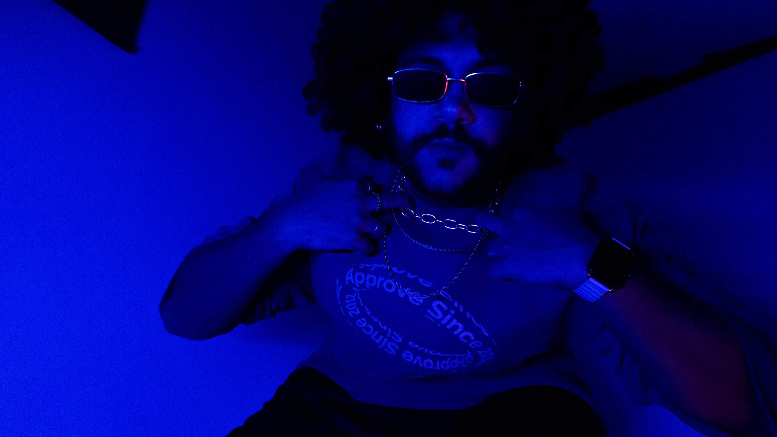 Nicius libera single “Corro, Corro, Corro” que retrata suas lutas e conquistas