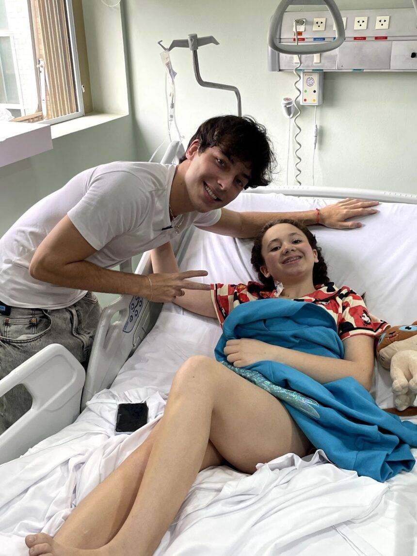 Emocionante! Enzo Ferro visita fã mirim após cirurgia delicada