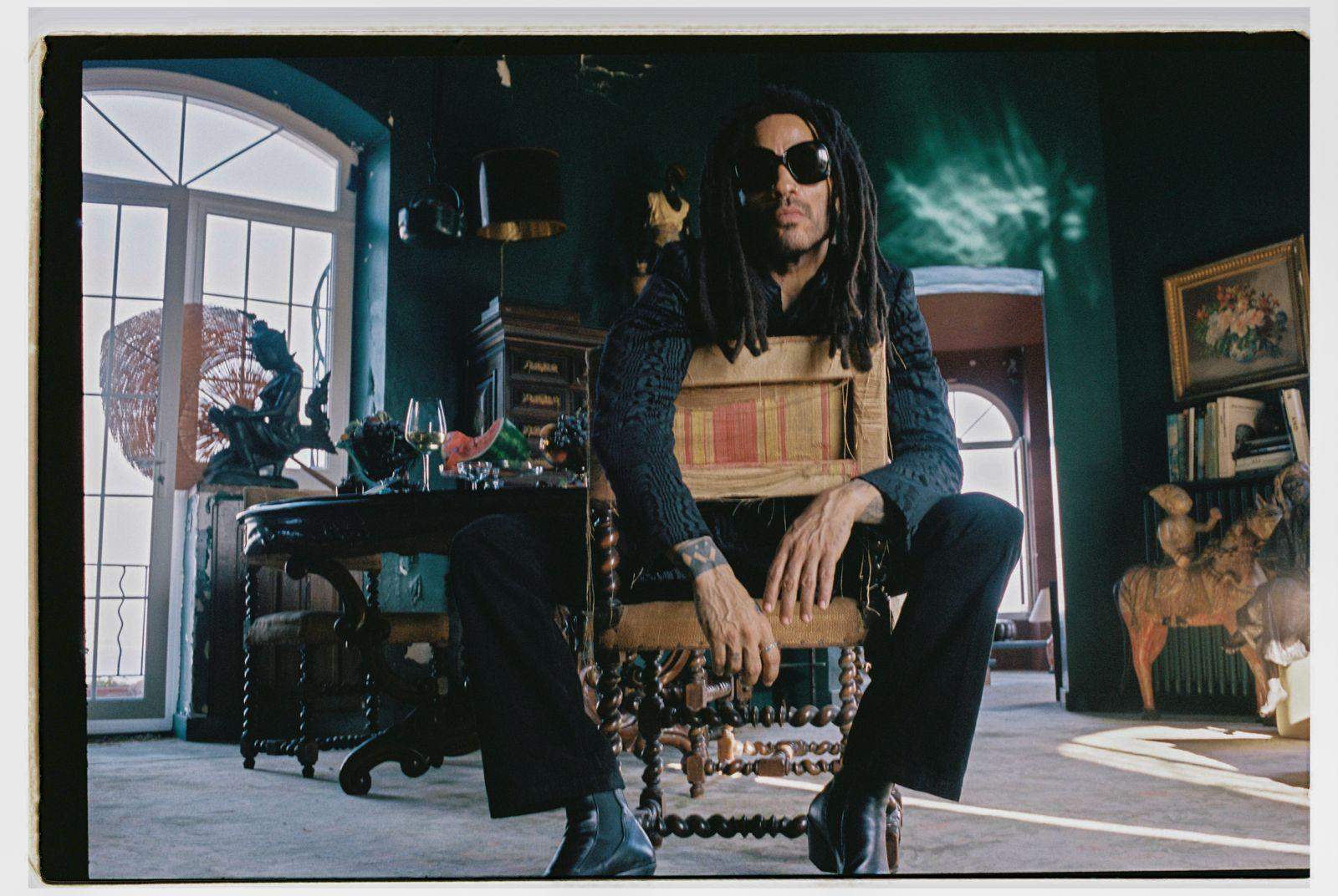 Prestes a se apresentar no Brasil, Lenny Kravitz lança clipe de “Honey”