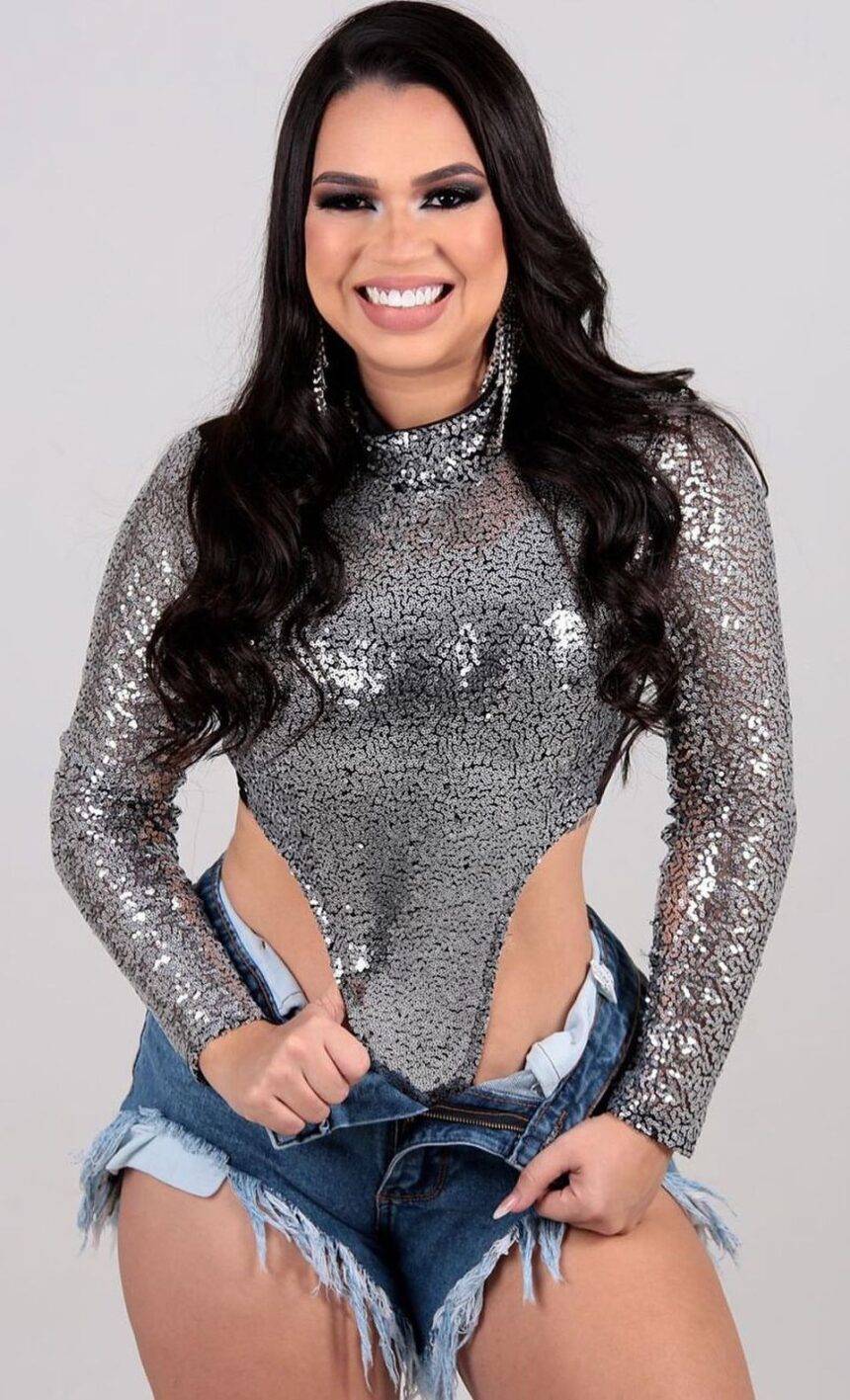 Robelly Ramos: energia contagiante e voz poderosa que conquistam o público