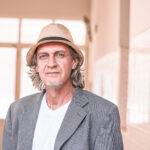 Destaque da música mineira, Roger Resende celebra 40 anos de carreira com EP