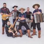 Tchê Guri canta seus sucessos no “Aparecida Sertaneja”