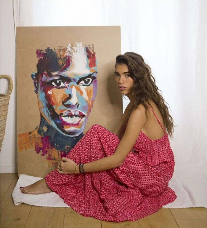 Exposição ‘d’âmes et d’ yeux’ traz pinturas de Tessa Sustrac, contando histórias de mulheres através de seus rostos