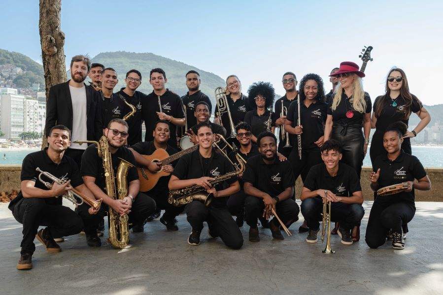 Orquestra Forte de Copacabana celebra o mês da consciência negra em concerto especial em Copacabana, sábado, 30/11