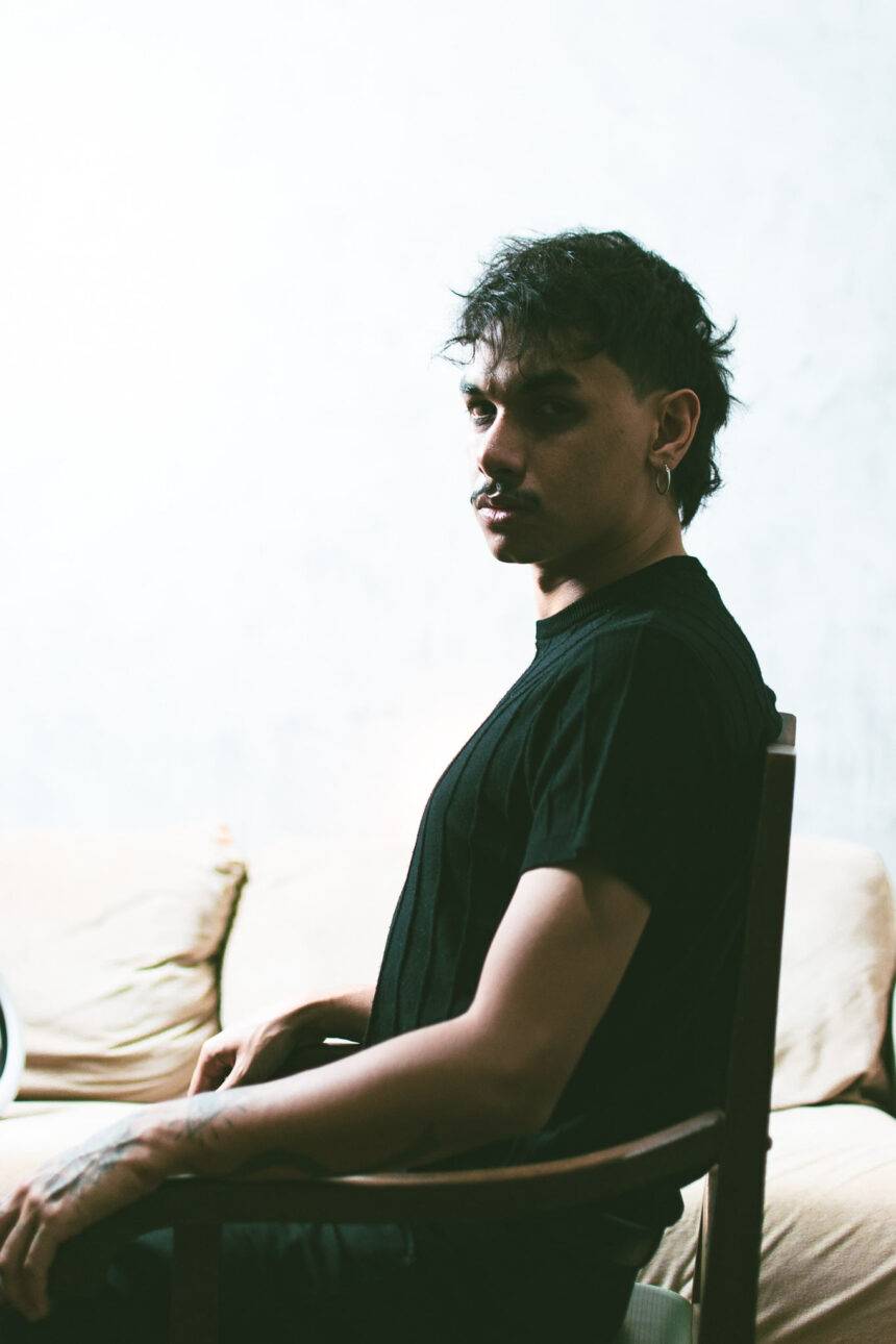 “Sala de Estar”: João Leonel lança EP de estreia com canções poéticas e musicalmente experimental