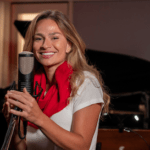 Nova versão de “Over the Rainbow” na voz de Camilla Marotti chega às plataformas nesta sexta-feira, dia 13