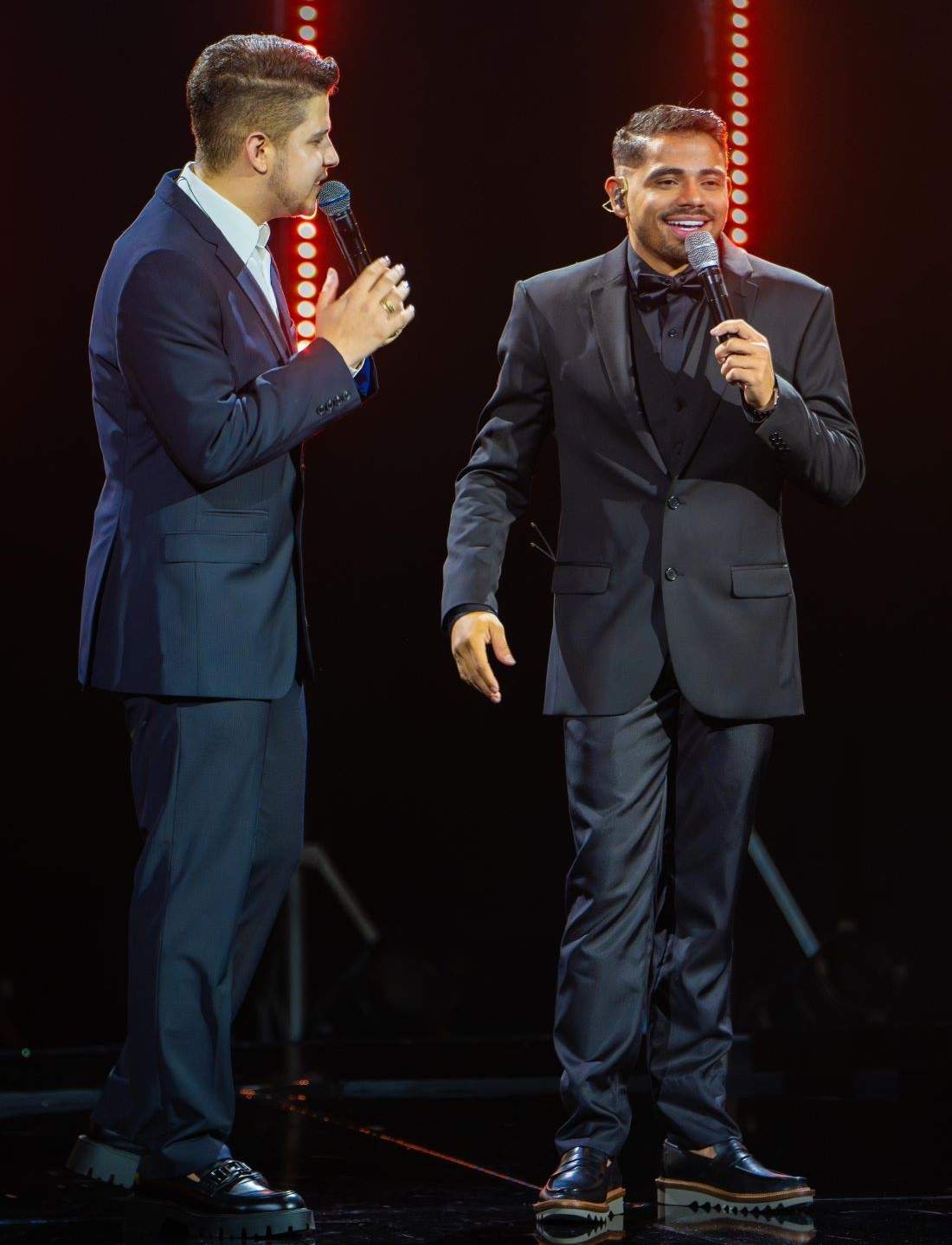 Evoney Fernandes e Nadson O Ferinha estreiam feat inédito no DVD “Finíssimo”