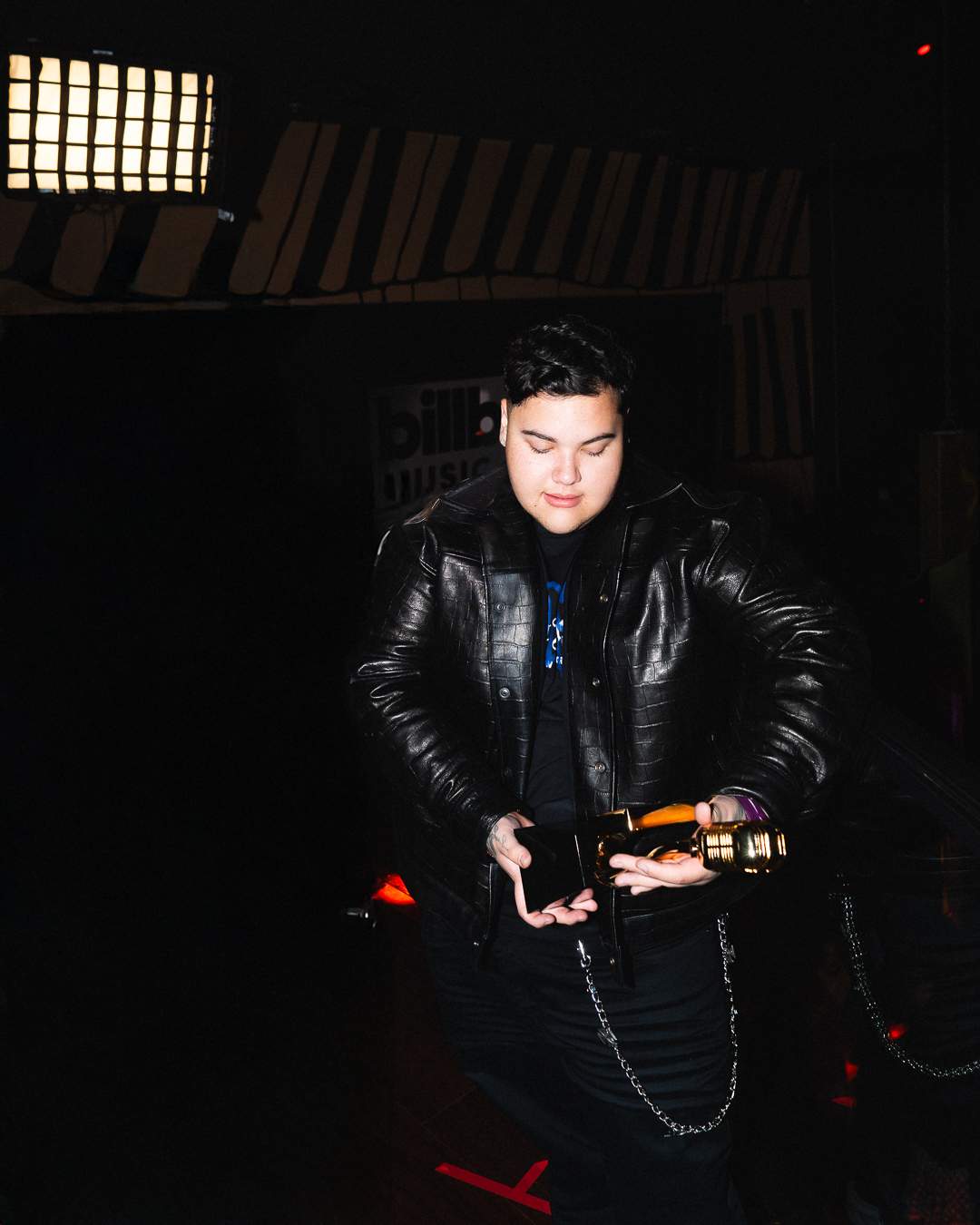 FloyyMenor coroa ano de sucesso vencendo o Billboard Music Awards