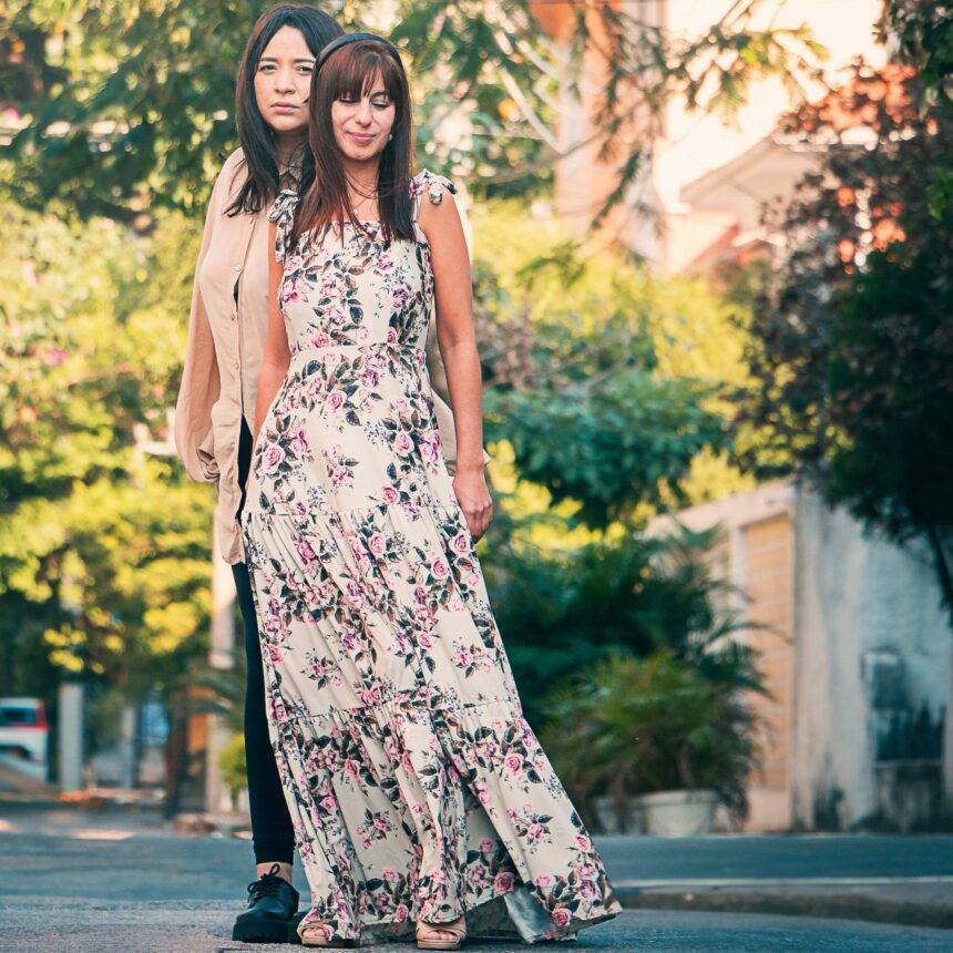 Tatiana Dias Gomes e Natalia Diaz Gomes estreiam juntas no EP “2Dias”