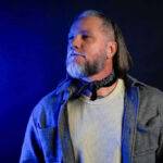 Júnior Cordeiro Lança álbum conceitual  “Se No Mundo Não Tivesse Espelho”: Um Convite à Reflexão Sobre Identidade e Essência 