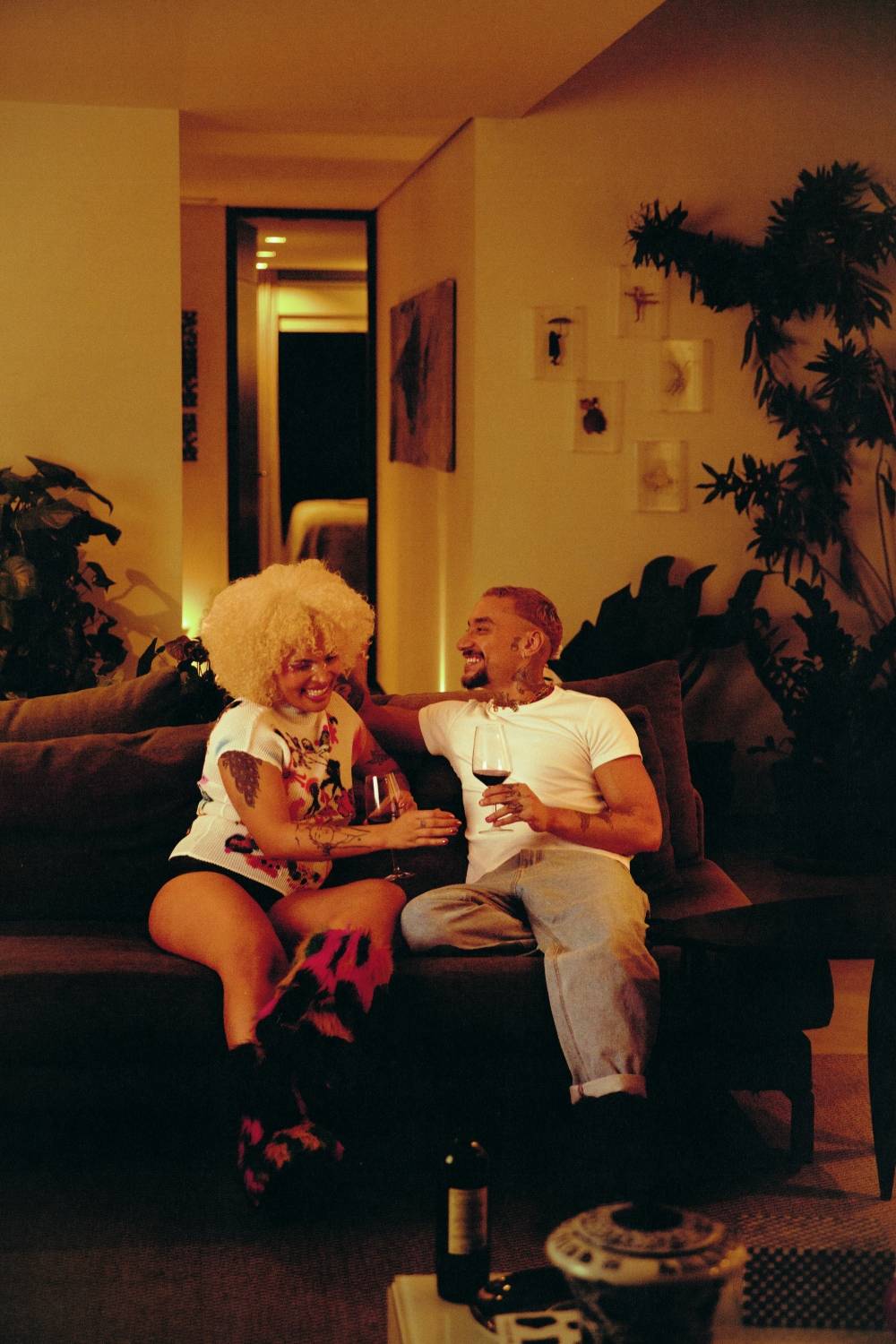 MARIANNA e NIZZ unem R&B e house no single “Queima-Roupa”